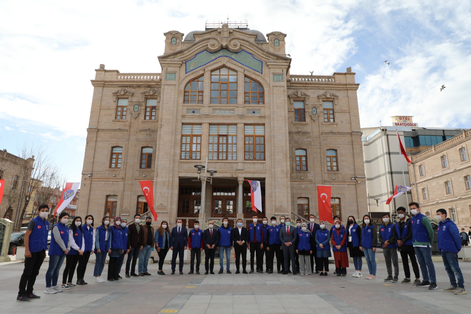 Aksaray 'Yunus Emre için söyle'di