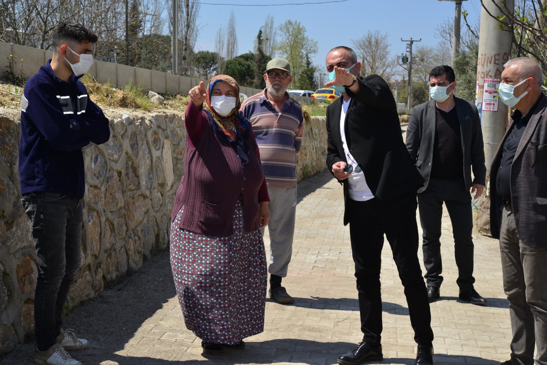 Bursa Gemlik’te iç mahallelerde hizmet atağı