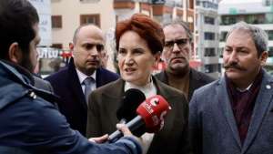 Akşener: Tek adam sistemi kurumların içini boşaltmış