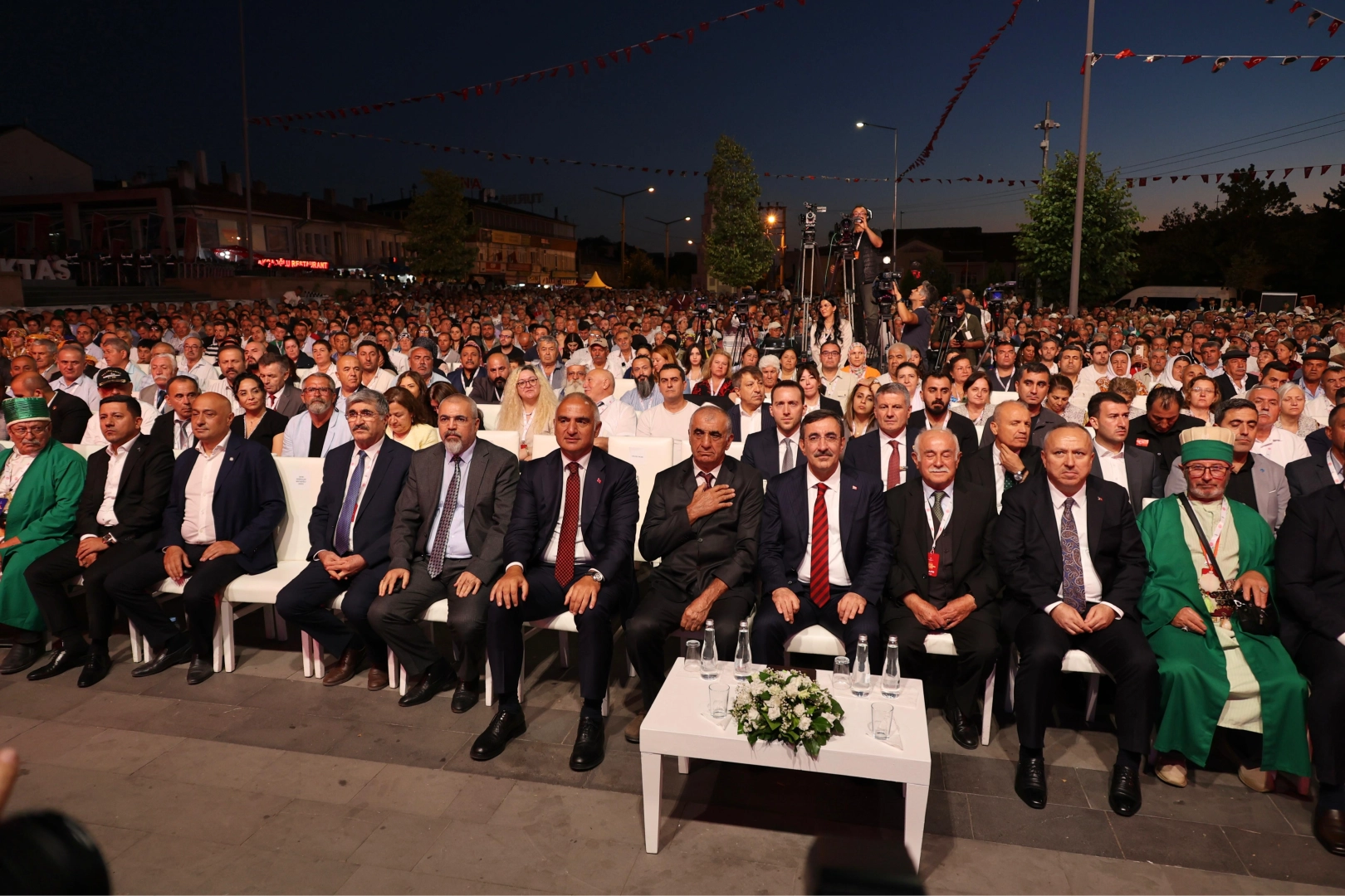 Belediye Başkanı Arı, Hacı Bektaş Veli'yi anma etkinlikleri'ne katıldı