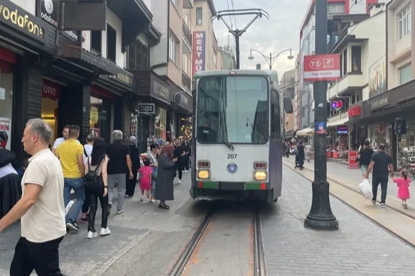 Bursa'nın incisi Cumhuriyet Caddesi