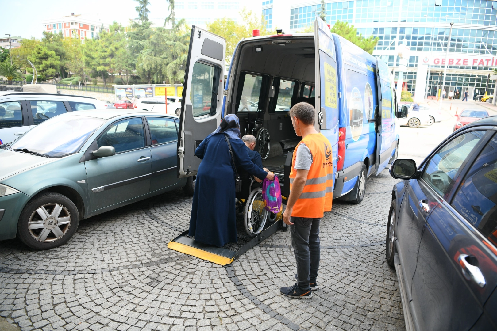 Çayırova'da tedaviye erişim artık daha kolay