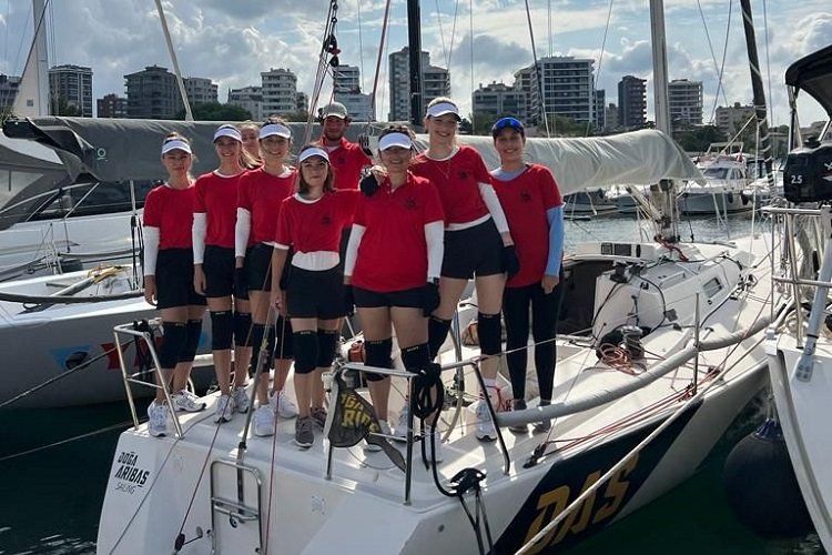 Deniz Kızı'nda liderlik Eker Sailing Team'in