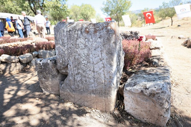 Denizli Büyükşehir tarihe ışık tutuyor