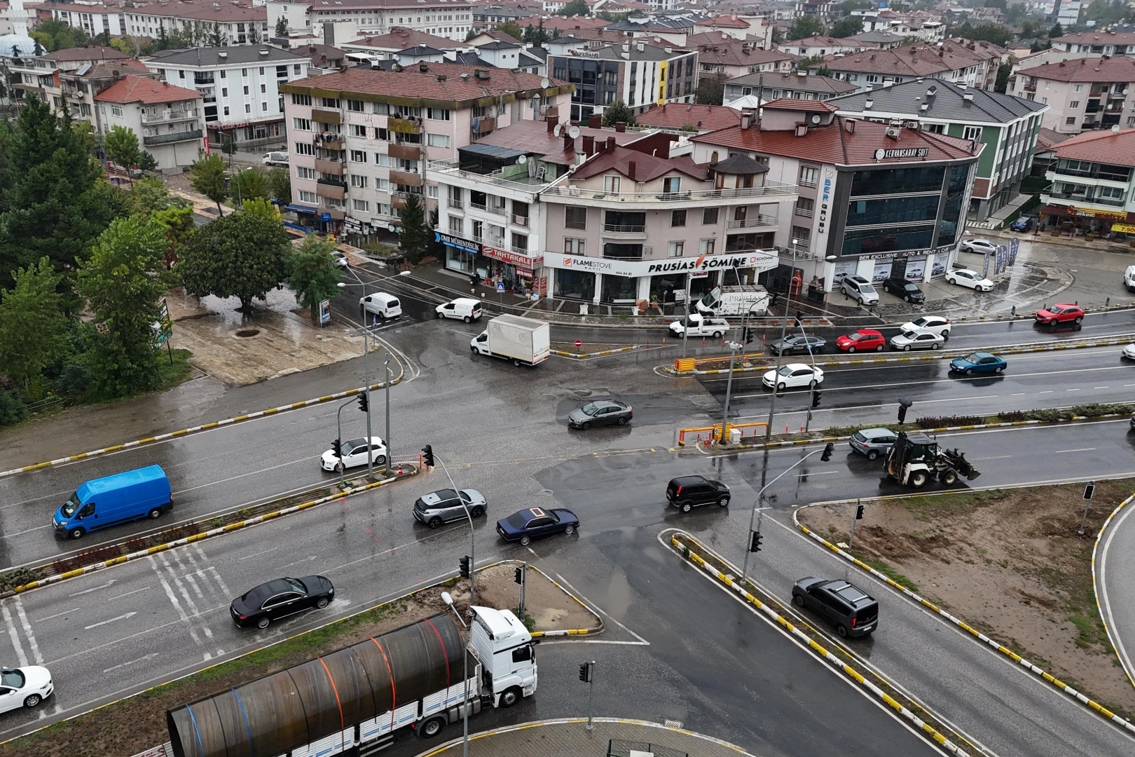 Düzce'de Fiskobirlik Kavşağı yeniden açıldı