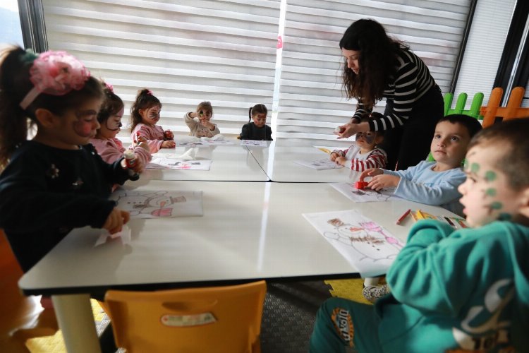 Efes Selçuk'ta çocuklar mutlu, aileler keyifli