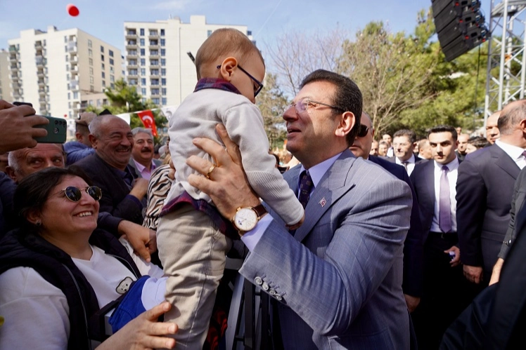 Ekrem İmamoğlu'ndan 'sandık' çağrısı