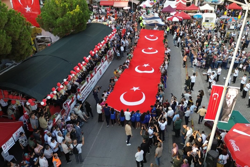 Eşme Kilim Festivali’ne coşkulu açılış