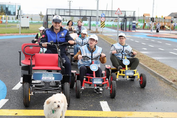 Gebze'de yeni Trafik Eğitim Merkezi'nin özel konukları