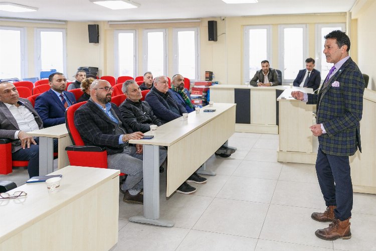 Hatay'da İYİ Partili adaydan sıra dışı rica!