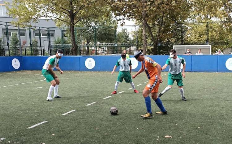 İzmir Çagör namağlup yola devam