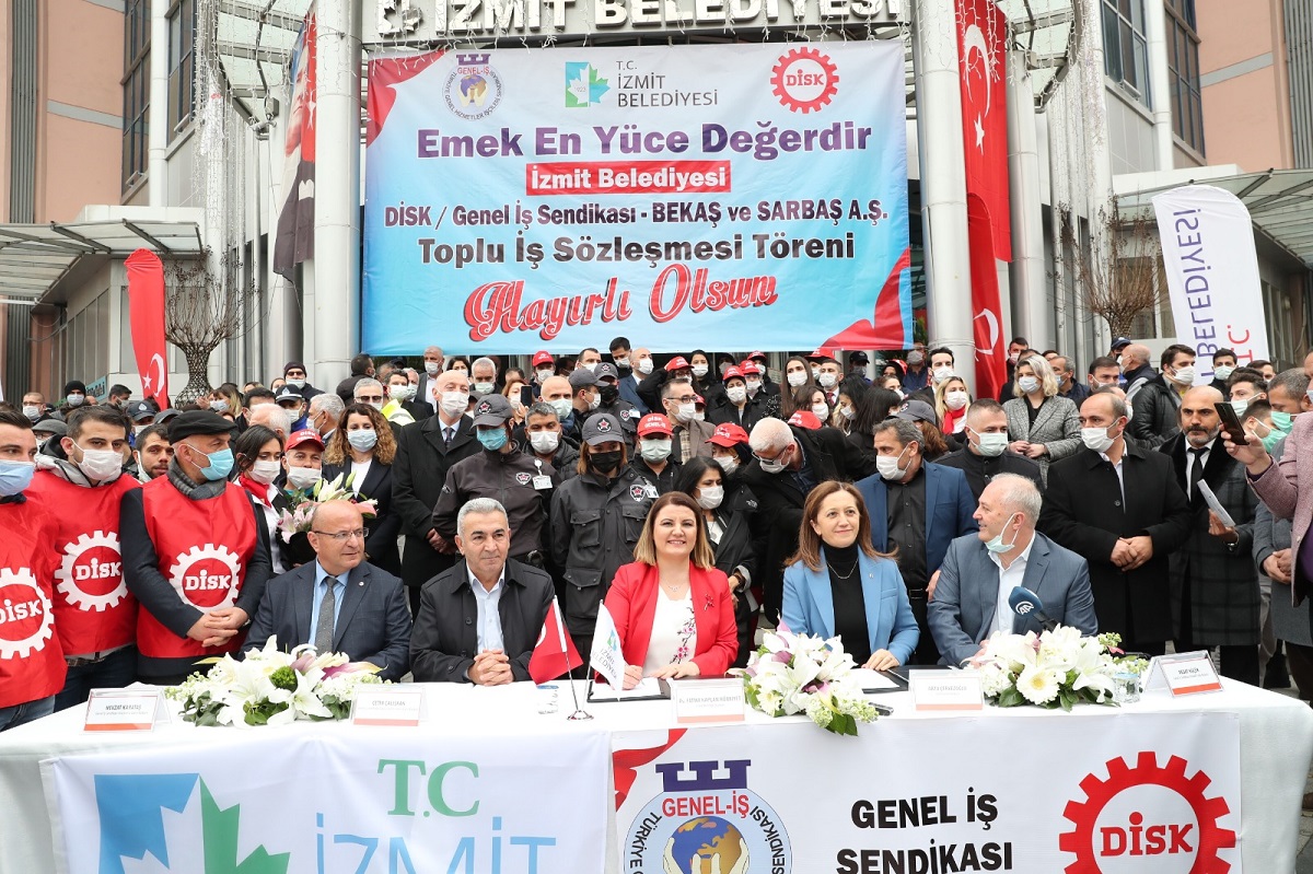 İzmit Belediyesi’nden maaşı düşen işçilerine destek