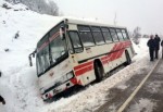 Kandıra yolunda otobüs devrildi