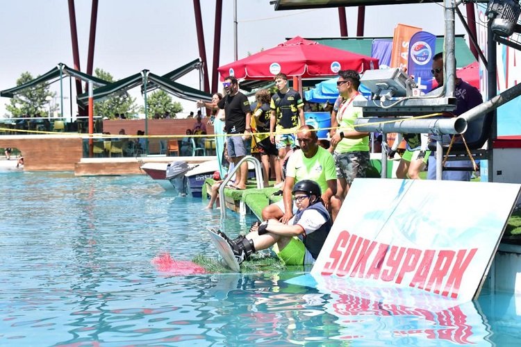 Kayseri'de Wakeboard rüzgarı