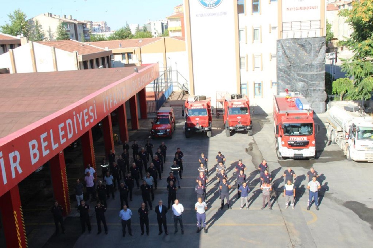 Kayseri itfaiyesi Marmaris yangınına da koştu