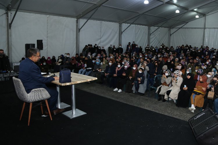 Kayseri Kitap Fuarı'na ünlü yazar akını