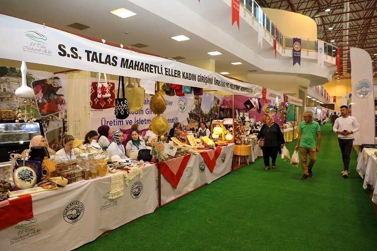 Kayseri Talas'ın yıldızı fuarlarda parlıyor