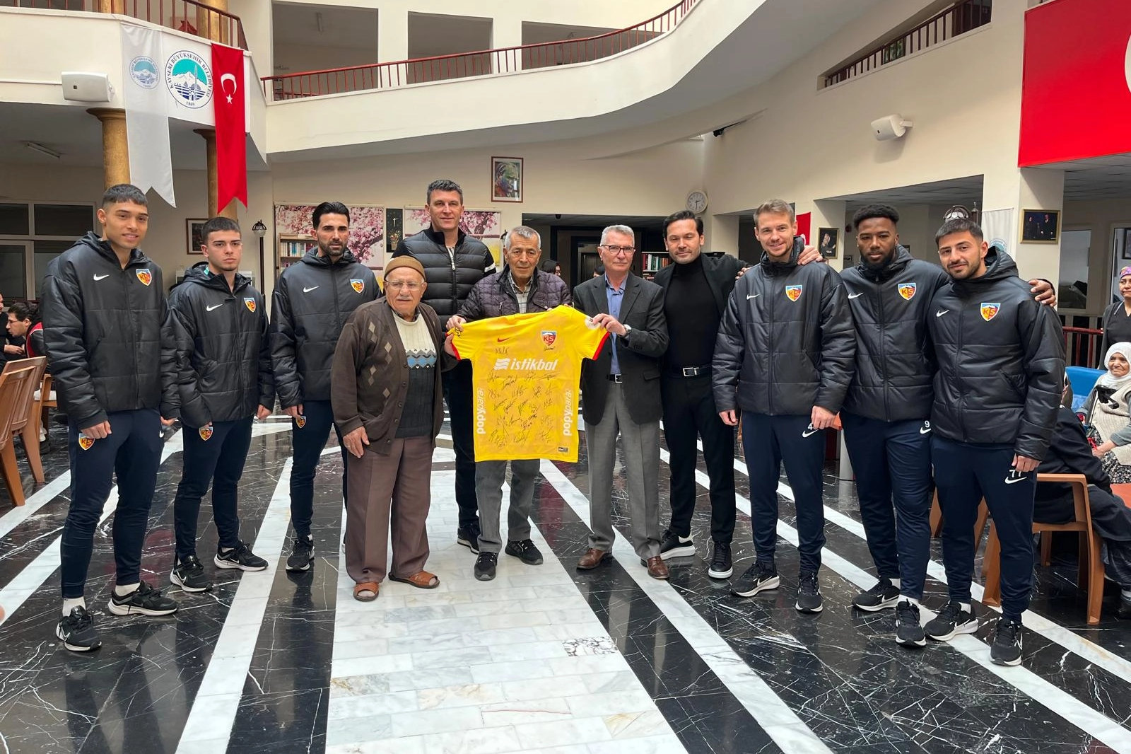 Kayserispor'dan 'huzur' dolu ziyaret