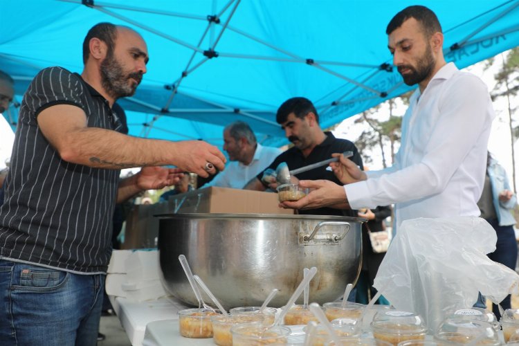 Kocaeli Büyükşehir 12 ilçede aşure dağıtacak