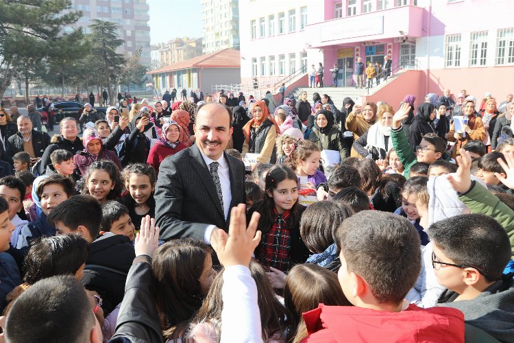 Konya'da eğitim desteği... Her ay 500 TL