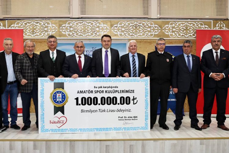 Kütahya'da amatör spor kulüplerine 1 milyon TL destek