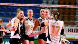 Lider VakıfBank galibiyet sayısını 20'ye çıkardı