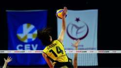 Lider VakıfBank'tan bir galibiyet daha