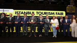 Muğla Büyükşehir Belediye Başkanı Aras İstanbul Turizm Fuarı’na Katıldı