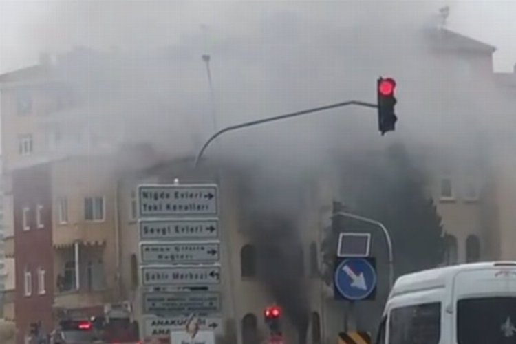 Niğde'de evin ikinci katında yangın çıktı 