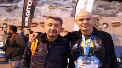 Rıdvan Şükür, Cappadocia Ultra Trail birincisini tebrik etti.