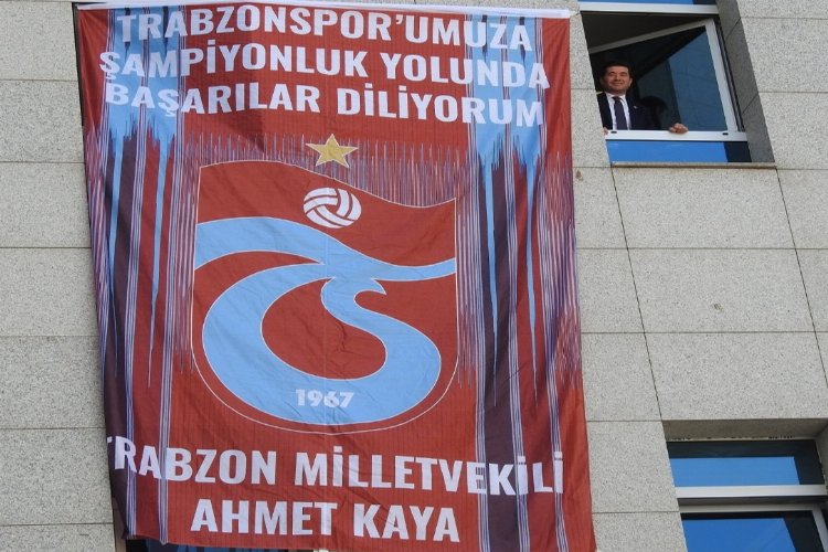 Trabzonspor bayrağı Meclis’te!