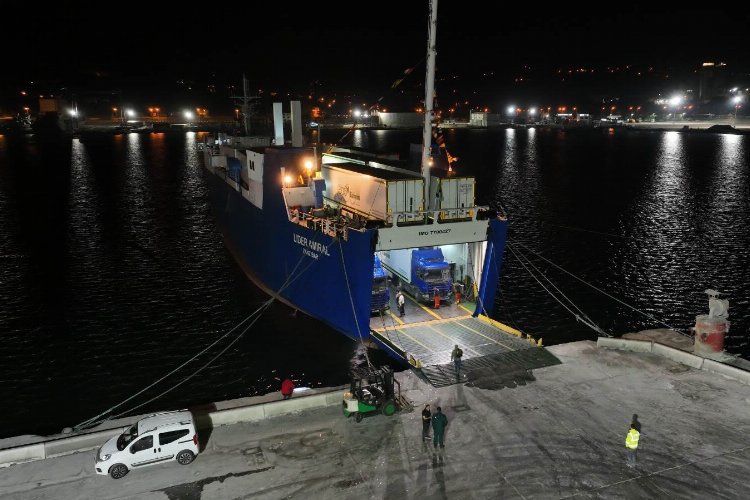 Ünye Limanı dünyaya açıldı! İlk sevkiyat Rusya'ya