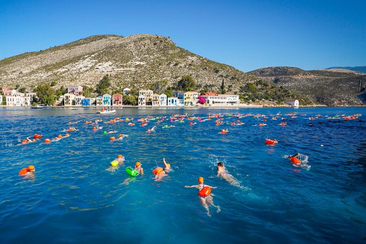 Yüzme yarışlarının 'Formula 1'i Kaş'ta sona erdi