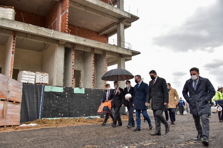 İzmir Aliağa'da Mesleki ve Çevresel Hastalıklar Hastanesi şekilleniyor