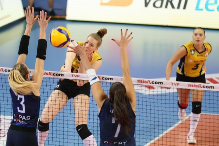 VakıfBank Aydın BŞB’ye set vermedi