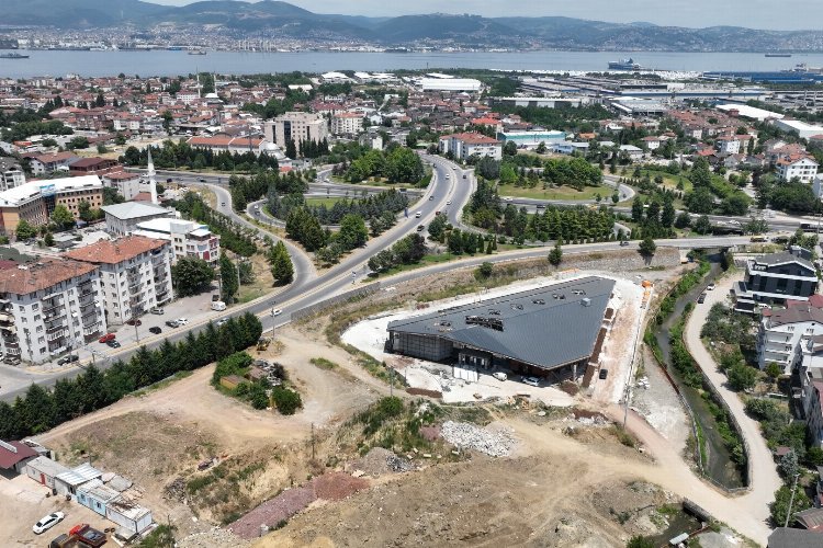 Yeni Gölcük Terminalinde yoğun çalışma