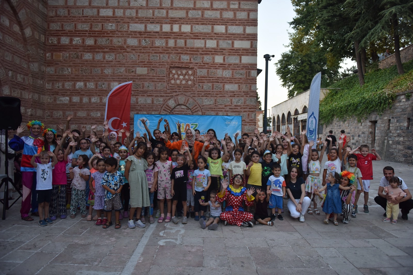 Yıldırım'da 15 bin çocuk sokak oyunlarında buluştu